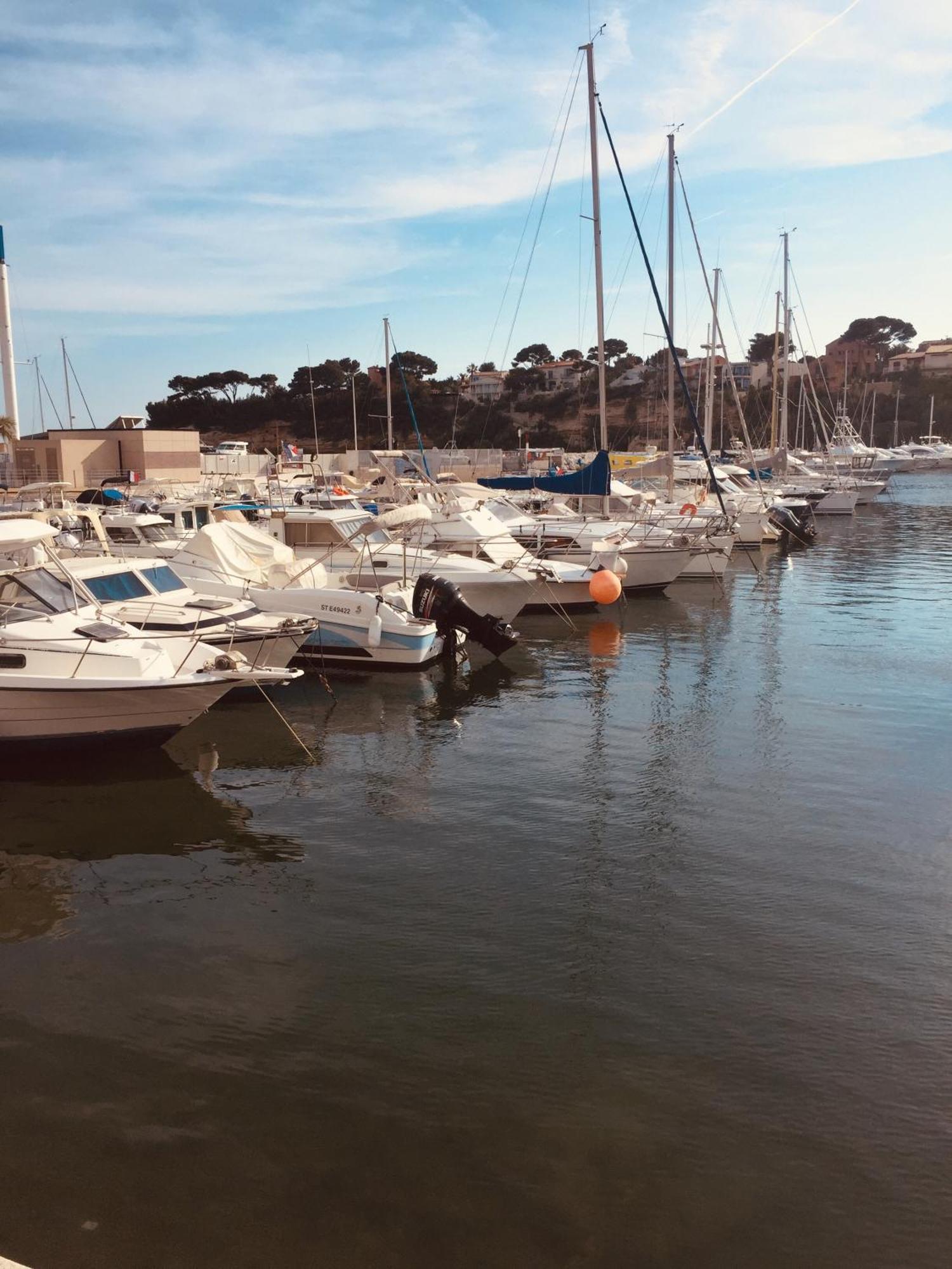 200M De La Plage ,3Mn Du Port A 50M Du Centre Ville カリー・ル・ルエ エクステリア 写真